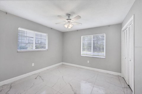 House in Port Charlotte, Florida 3 bedrooms, 138.7 sq.m. № 1373705 - photo 17