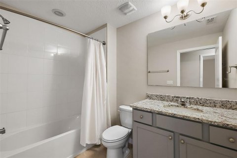 Adosado en venta en Winter Garden, Florida, 3 dormitorios, 168.52 m2 № 1363541 - foto 24