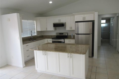 Casa en venta en Kissimmee, Florida, 3 dormitorios, 117.43 m2 № 1317056 - foto 3