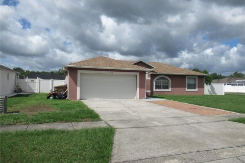 House in Kissimmee, Florida 3 bedrooms, 117.43 sq.m. № 1317056 - photo 1