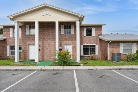 Touwnhouse à vendre à Orlando, Floride: 3 chambres, 166.48 m2 № 1317094 - photo 1