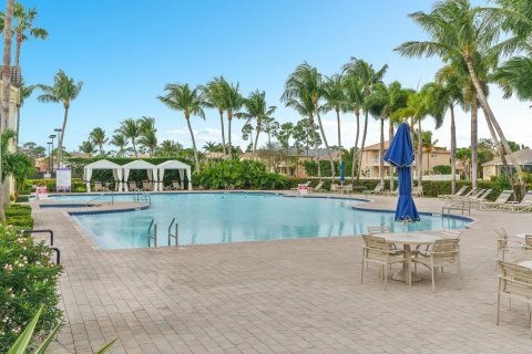 Villa ou maison à vendre à Royal Palm Beach, Floride: 5 chambres, 331.1 m2 № 1011931 - photo 6