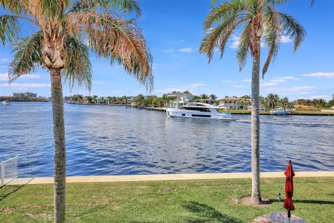 Condo in Pompano Beach, Florida, 1 bedroom  № 1011909 - photo 20