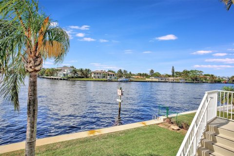 Condo in Pompano Beach, Florida, 1 bedroom  № 1011909 - photo 29