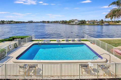 Copropriété à vendre à Pompano Beach, Floride: 1 chambre, 54.35 m2 № 1011909 - photo 22