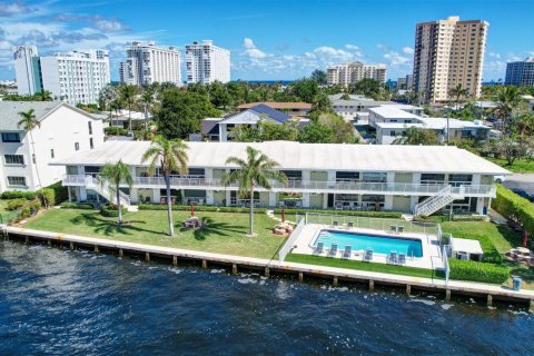 Copropriété à vendre à Pompano Beach, Floride: 1 chambre, 54.35 m2 № 1011909 - photo 17