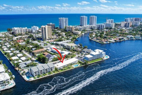 Condo in Pompano Beach, Florida, 1 bedroom  № 1011909 - photo 15