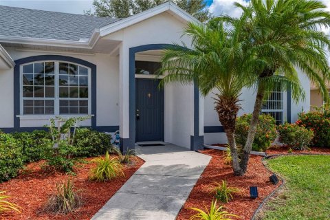 Villa ou maison à vendre à Punta Gorda, Floride: 3 chambres, 144.18 m2 № 1364634 - photo 6