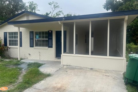 House in Tampa, Florida 2 bedrooms, 95.88 sq.m. № 1334519 - photo 1