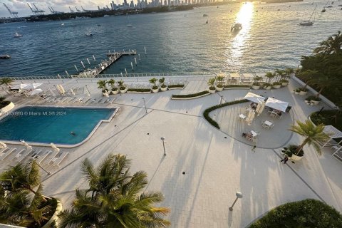 Condominio en venta en Miami Beach, Florida, 1 dormitorio, 79.15 m2 № 1306368 - foto 18