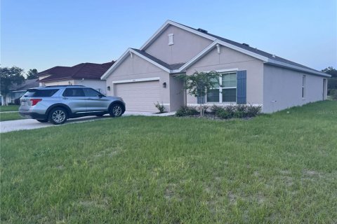 Villa ou maison à louer à Ocala, Floride: 4 chambres, 169.83 m2 № 1365274 - photo 1