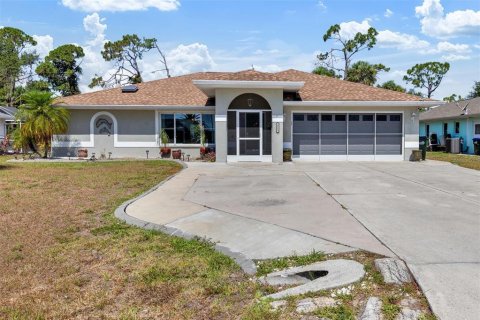 Villa ou maison à vendre à North Port, Floride: 3 chambres, 174.84 m2 № 1242956 - photo 2