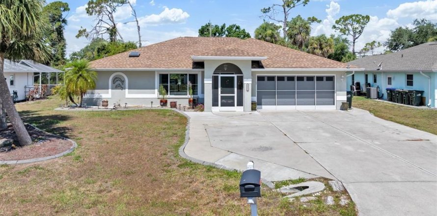 House in North Port, Florida 3 bedrooms, 174.84 sq.m. № 1242956