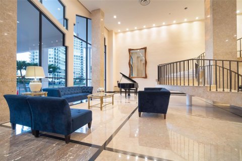 Condominio en alquiler en Miami Beach, Florida, 2 dormitorios, 86.4 m2 № 8177 - foto 17