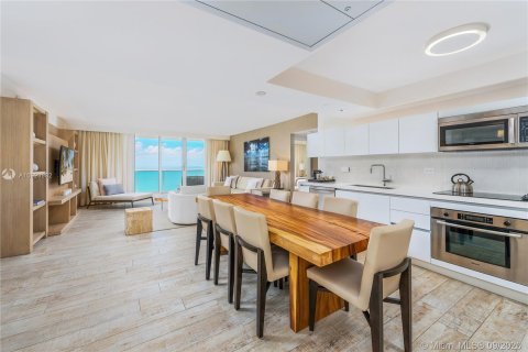 Condominio en alquiler en Miami Beach, Florida, 3 dormitorios, 156.73 m2 № 2553 - foto 16