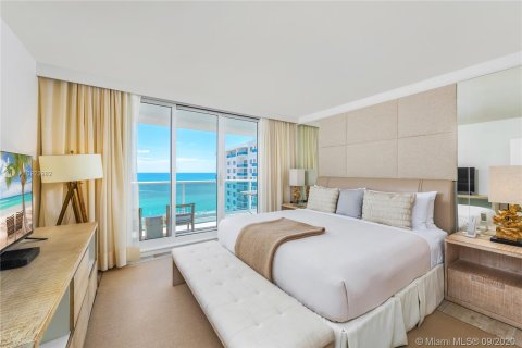 Condominio en alquiler en Miami Beach, Florida, 3 dormitorios, 156.73 m2 № 2553 - foto 7