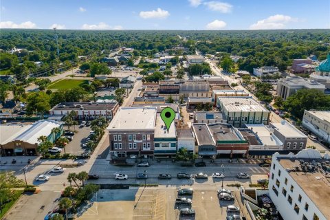 Commercial property in DeLand, Florida 654.03 sq.m. № 1244829 - photo 1