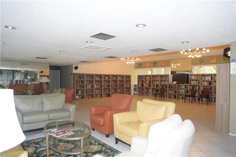 Condominio en venta en Pompano Beach, Florida, 2 dormitorios, 129.97 m2 № 850163 - foto 2