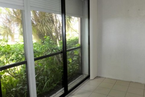 Condominio en venta en Pompano Beach, Florida, 2 dormitorios, 129.97 m2 № 850163 - foto 11
