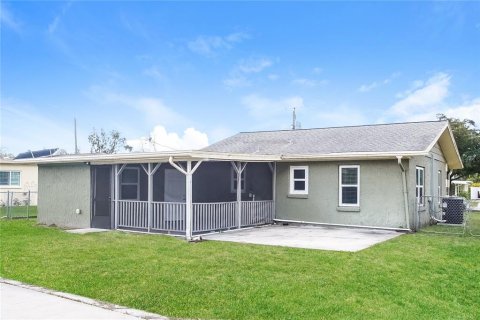 Villa ou maison à louer à Sarasota, Floride: 3 chambres, 110.18 m2 № 1371614 - photo 16