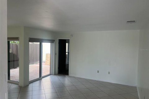 Touwnhouse à vendre à Kissimmee, Floride: 2 chambres, 96.43 m2 № 1363944 - photo 7