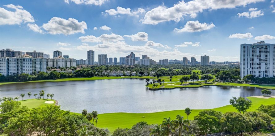 Condo in Aventura, Florida, 2 bedrooms  № 1183538