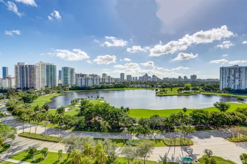 Condo in Aventura, Florida, 2 bedrooms  № 1183538 - photo 11