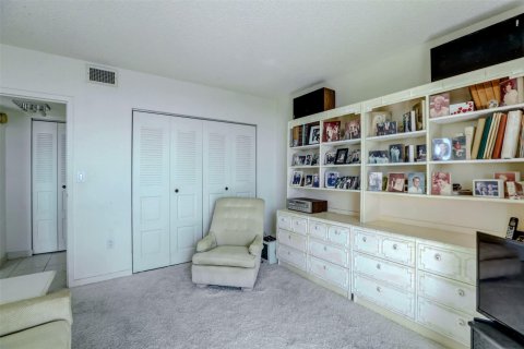 Condo in Aventura, Florida, 2 bedrooms  № 1183538 - photo 29