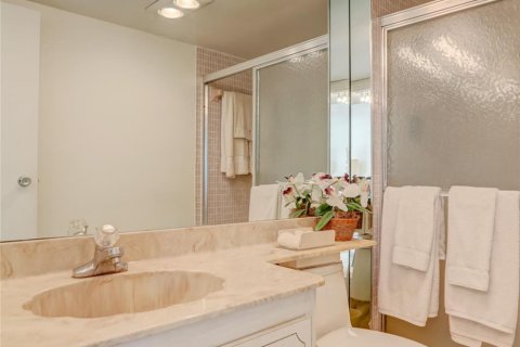 Condo in Aventura, Florida, 2 bedrooms  № 1183538 - photo 20