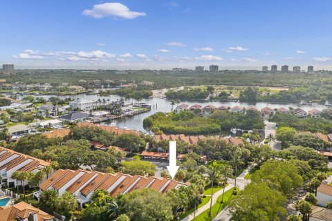 Adosado en venta en Palm Beach Gardens, Florida, 3 dormitorios, 130.06 m2 № 1183492 - foto 21