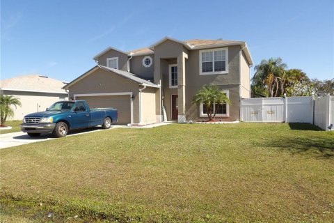 Villa ou maison à vendre à Kissimmee, Floride: 4 chambres, 198.63 m2 № 1283009 - photo 2