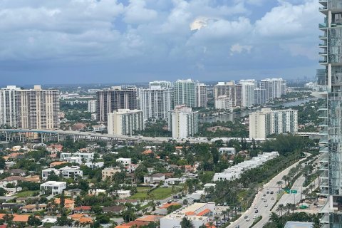 Condo in Sunny Isles Beach, Florida, 2 bedrooms  № 1367070 - photo 4