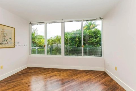 Condominio en venta en Miami Beach, Florida, 1 dormitorio, 64.29 m2 № 1236753 - foto 20