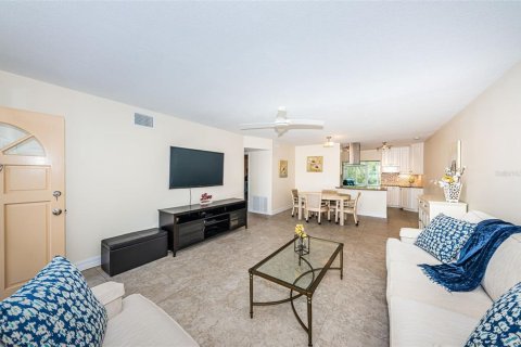 Condominio en venta en Clearwater, Florida, 2 dormitorios, 130.06 m2 № 1392920 - foto 5