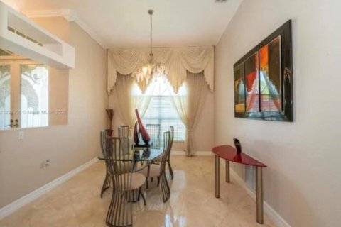Villa ou maison à vendre à Pompano Beach, Floride: 5 chambres, 449.28 m2 № 816011 - photo 23