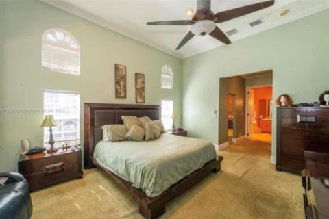 Villa ou maison à vendre à Pompano Beach, Floride: 5 chambres, 449.28 m2 № 816011 - photo 26
