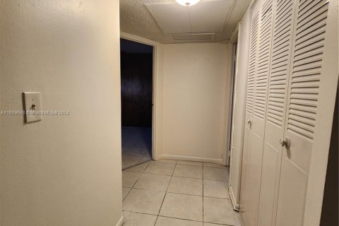 Copropriété à vendre à Lauderdale Lakes, Floride: 2 chambres, 87.7 m2 № 1364873 - photo 5