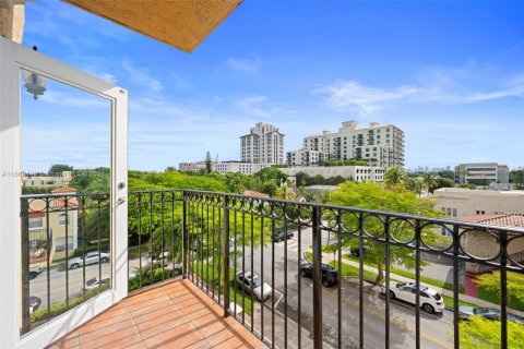 Condominio en venta en Coral Gables, Florida, 3 dormitorios, 116.13 m2 № 1369251 - foto 7