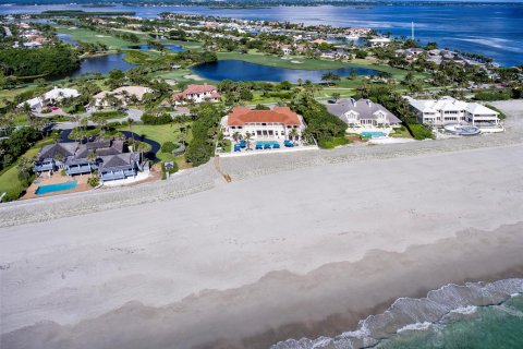 Villa ou maison à vendre à Stuart, Floride: 6 chambres, 793.57 m2 № 927997 - photo 15