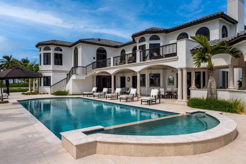 Villa ou maison à vendre à Stuart, Floride: 6 chambres, 793.57 m2 № 927997 - photo 27