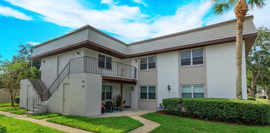 Condominio en Winter Garden, Florida, 2 dormitorios  № 1392425