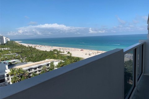 Copropriété à louer à Miami Beach, Floride: 1 chambre, 82.68 m2 № 4686 - photo 2