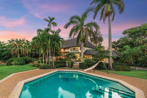 Casa en venta en Coral Gables, Florida, 5 dormitorios, 545.34 m2 № 692919 - foto 6