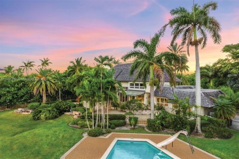 Casa en venta en Coral Gables, Florida, 5 dormitorios, 545.34 m2 № 692919 - foto 3