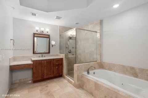 Condominio en venta en Coral Gables, Florida, 3 dormitorios, 219.71 m2 № 868375 - foto 12