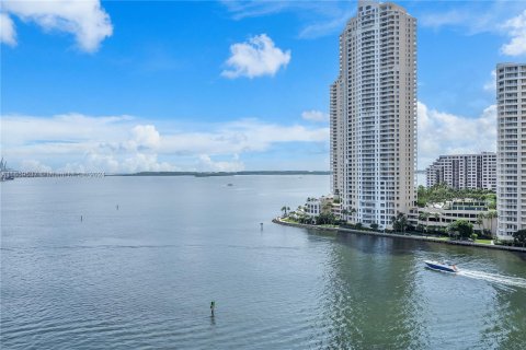 Condominio en venta en Miami, Florida, 2 dormitorios, 109.44 m2 № 1364212 - foto 15