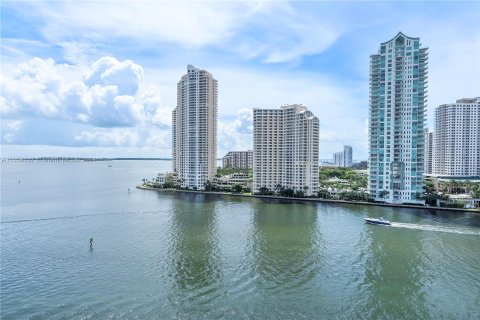 Condominio en venta en Miami, Florida, 2 dormitorios, 109.44 m2 № 1364212 - foto 14