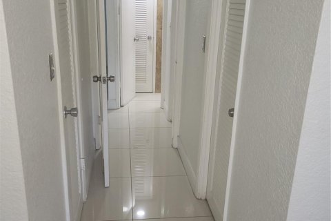 Copropriété à vendre à Sunny Isles Beach, Floride: 1 chambre, 93.37 m2 № 1098950 - photo 5