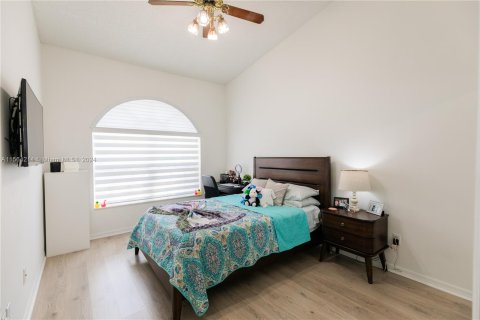 Casa en venta en Tamarac, Florida, 2 dormitorios, 131.55 m2 № 1099612 - foto 16