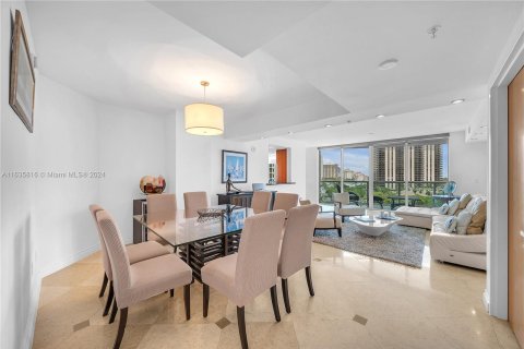 Copropriété à vendre à Aventura, Floride: 2 chambres, 143.44 m2 № 1305998 - photo 5